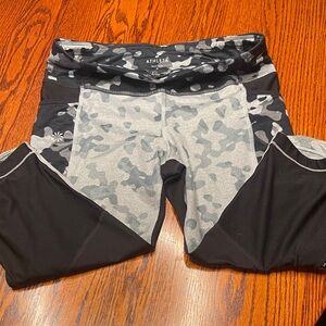 Athleta Camouflage Black and Gray Capris